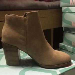 Taupe colored boots!
